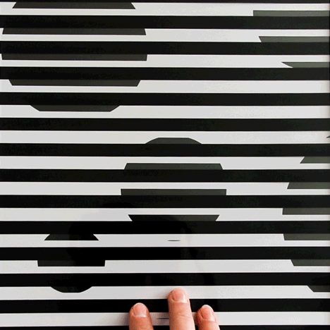 Print in Motion Anouk van de Sande dots Dutch Design Week 2015 dezeen 3